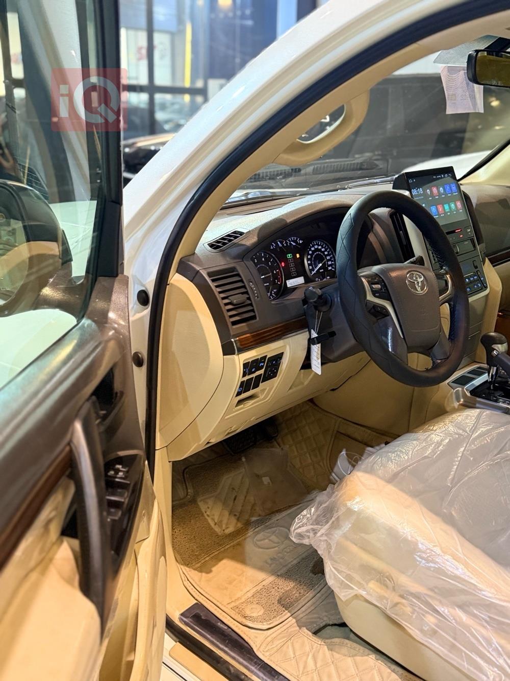 تويوتا لاندكروزر